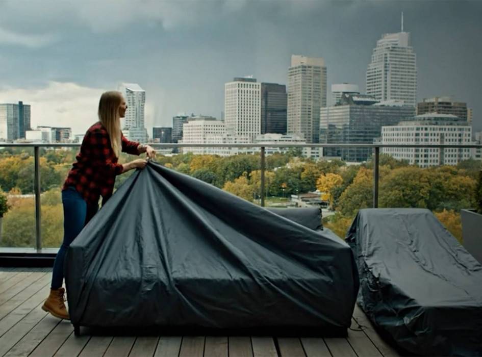 КАК СОХРАНИТЬ САДОВУЮ МЕБЕЛЬ ЗИМОЙ: ДЫШАЩИЕ ЧЕХЛЫ AEROCOVER