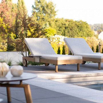 Шезлонг LOUNGE